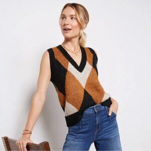 EVEREVE Payton Argyle Sleeveless Pullover V-Neck Black Brown White